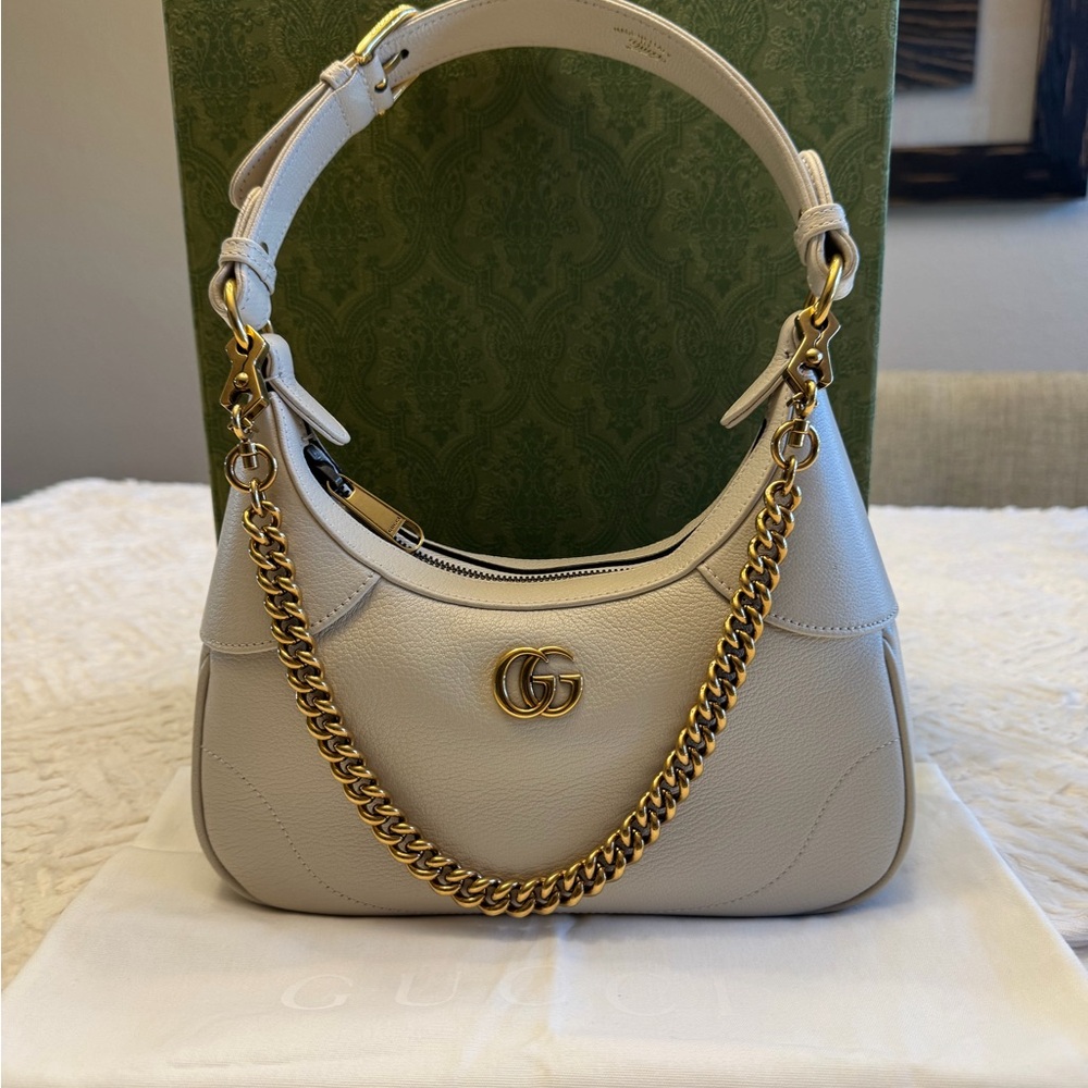 Gucci Aphrodite Shoulder Bag- like new 100% Authentic!